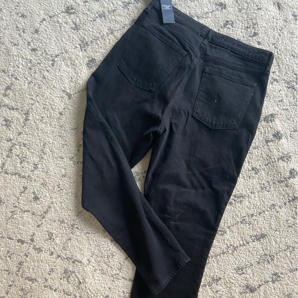 Abercrombie & Fitch Skinny Jeans - Picture 5 of 5